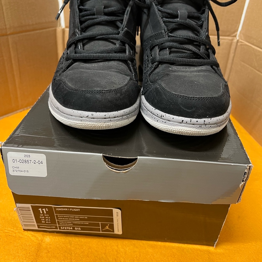 Jordan 1 Flight "Black/Cement Grey" - Size 11.5 - with box